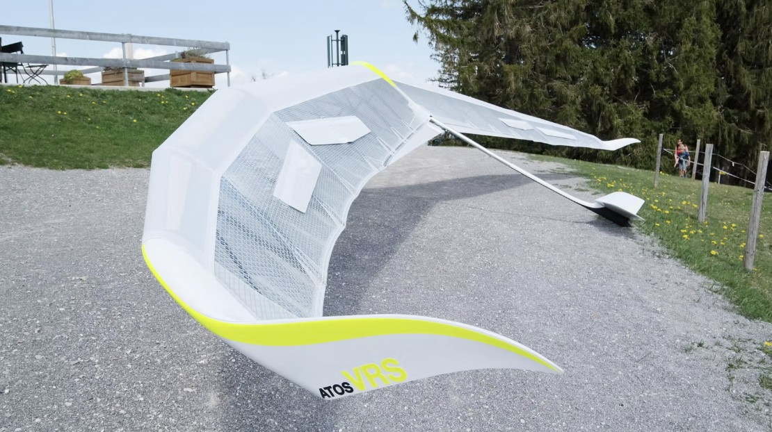 ATOS VRS light — 軽量モデルの機体イメージ